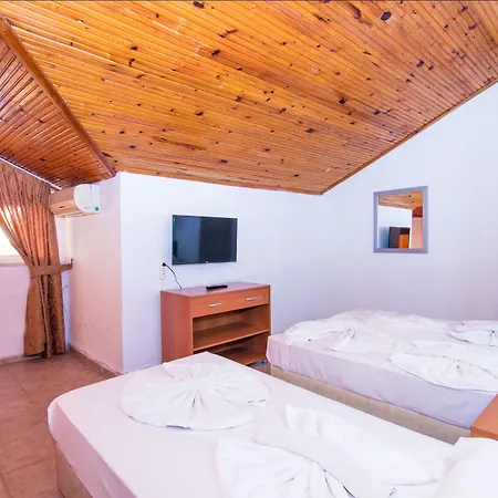 Private マルマリス