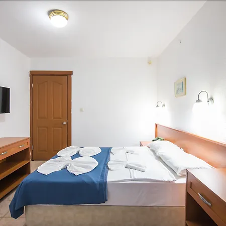 Private Hotel 3*